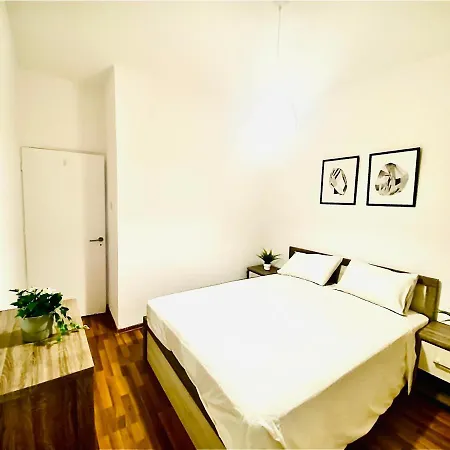 Apartment Chadi *